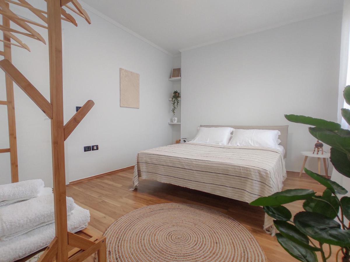 Boho Style In Center Of Tirana Apartment Exterior foto