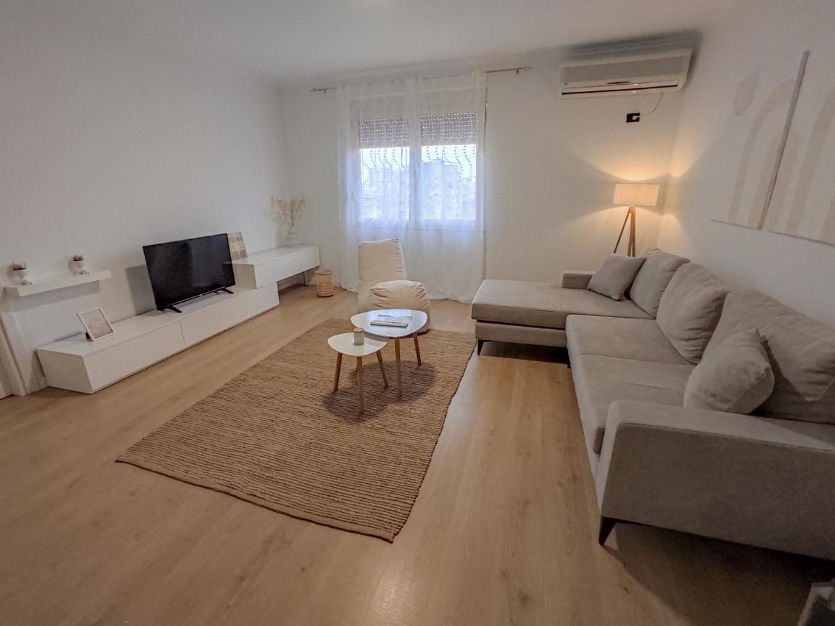 Boho Style In Center Of Tirana Apartment Exterior foto